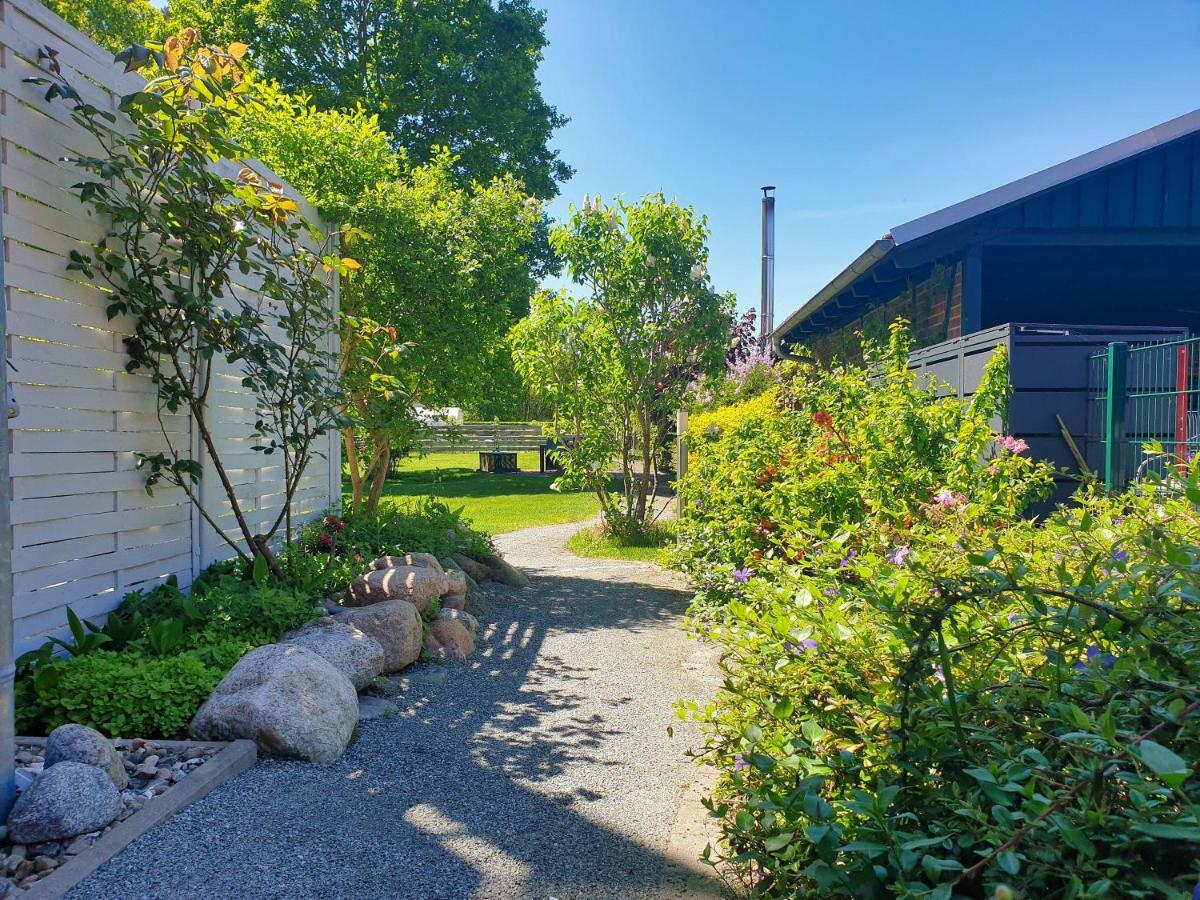 Moderne Fewo Nr 4 Mit Balkon, Sauna Im Haus, Garten - Ferienwohnungen Am Wald Klein Gelm Exterior photo